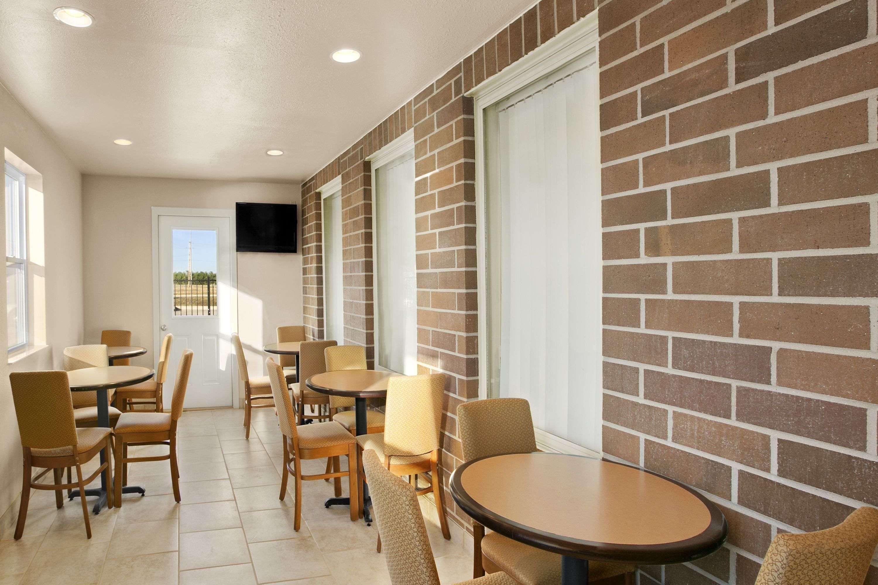 Baymont By Wyndham Jacksonville Exterior foto